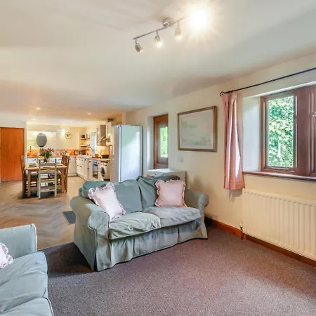 4 Bed In Oc-g33122 *