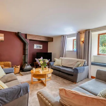 4 Bed In Oc-g33122 بيت للعطل